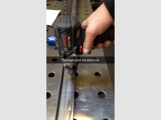 Perçage et taraudage pour vis à parclose