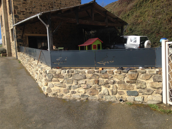 Pose du garde-corps à MARCHAMPT (69)