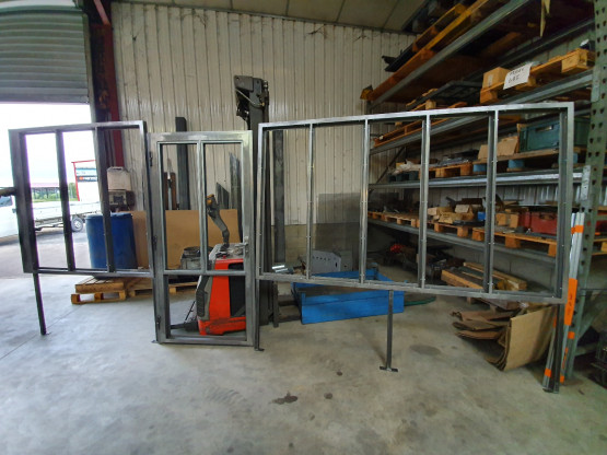 Cadre véranda avec la porte